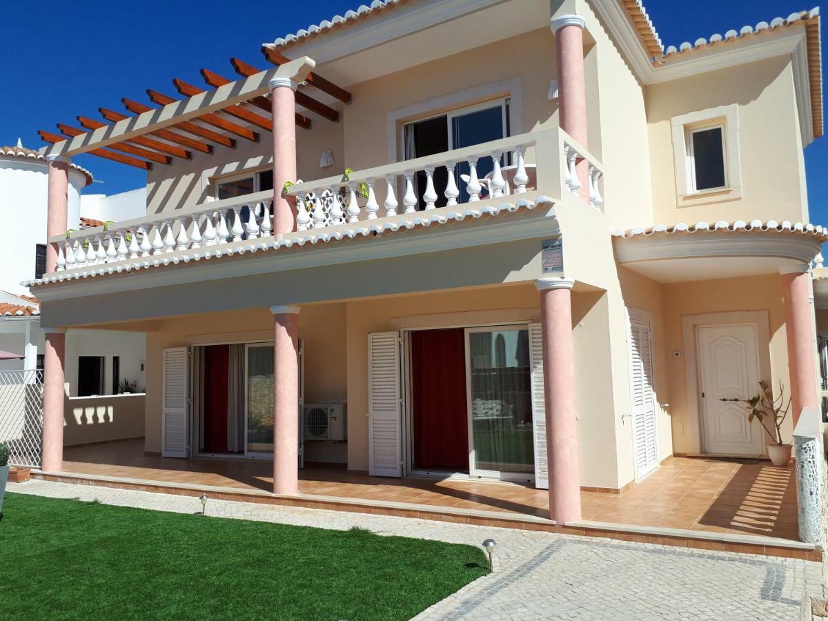 Golfinho Lagos